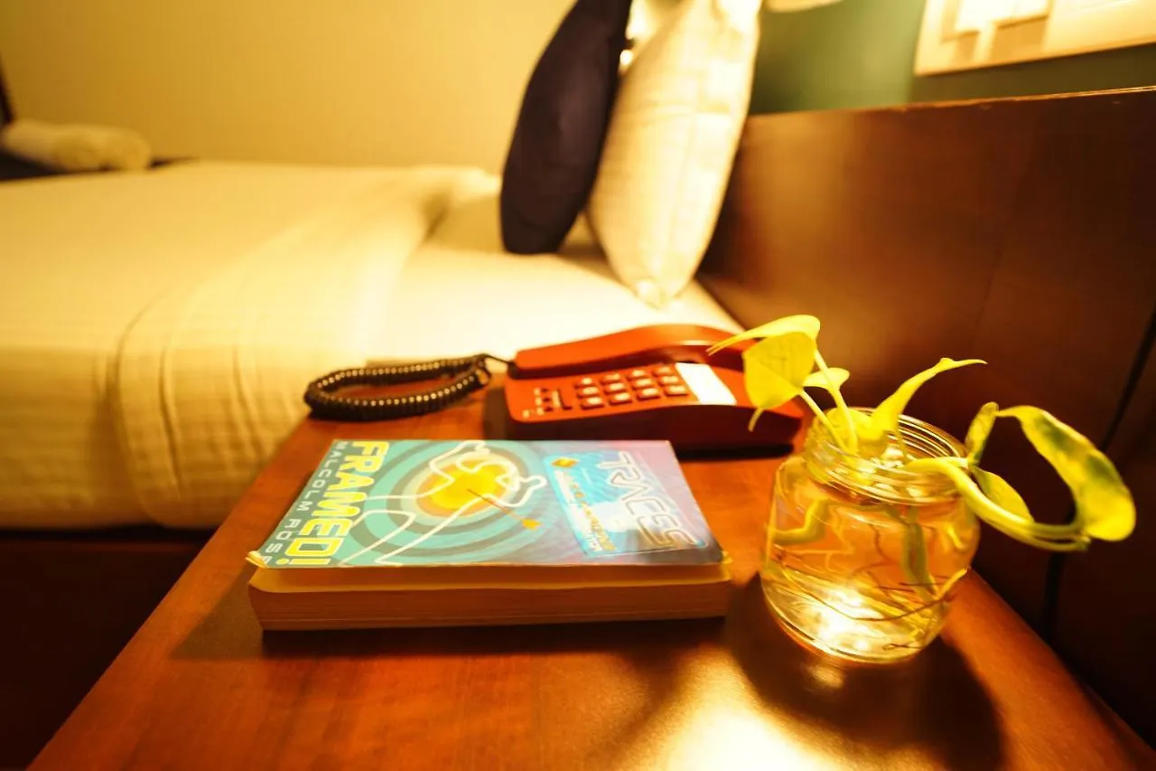 North Centre Hotel Kochi 3*,