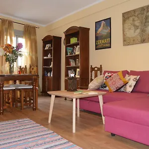 Romantic With Free Parking Apartment Seville