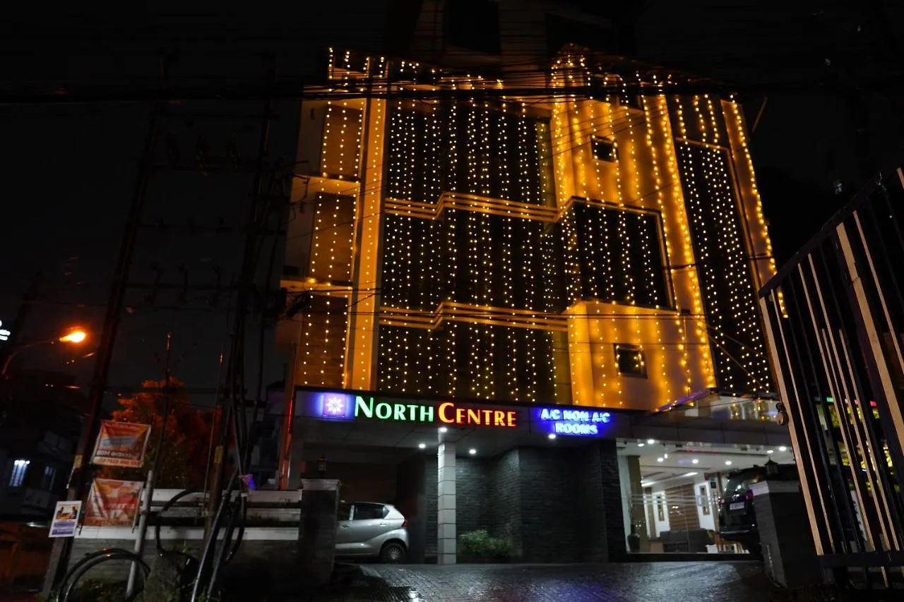 North Centre Hotel Kochi 3*,